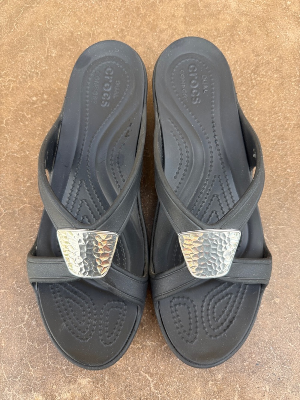 CROCS Black Sanrah Wedge Sandals with Silver Accent size 10